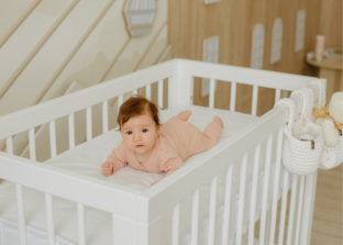 Кроватка для новорожденного