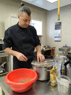 На кухне