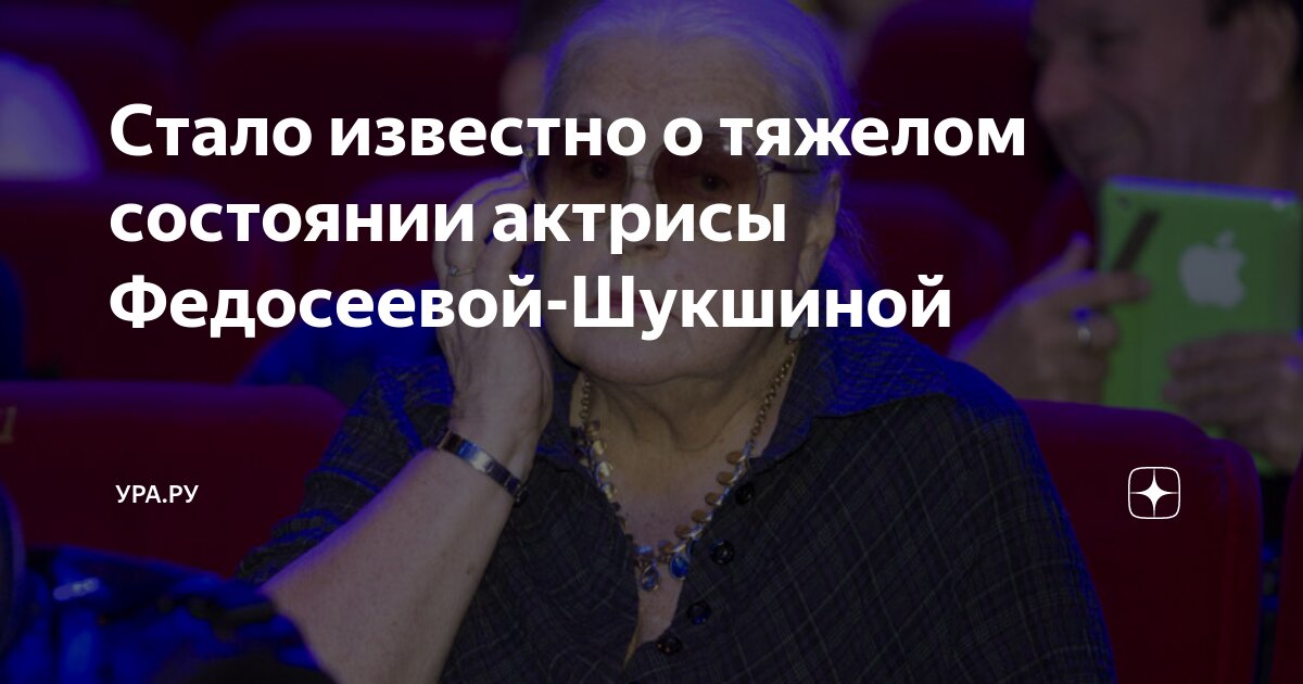 потный спортсмен. боль в мышцах. девушка после пробежки. ходить через боль. одинокая жизнь.