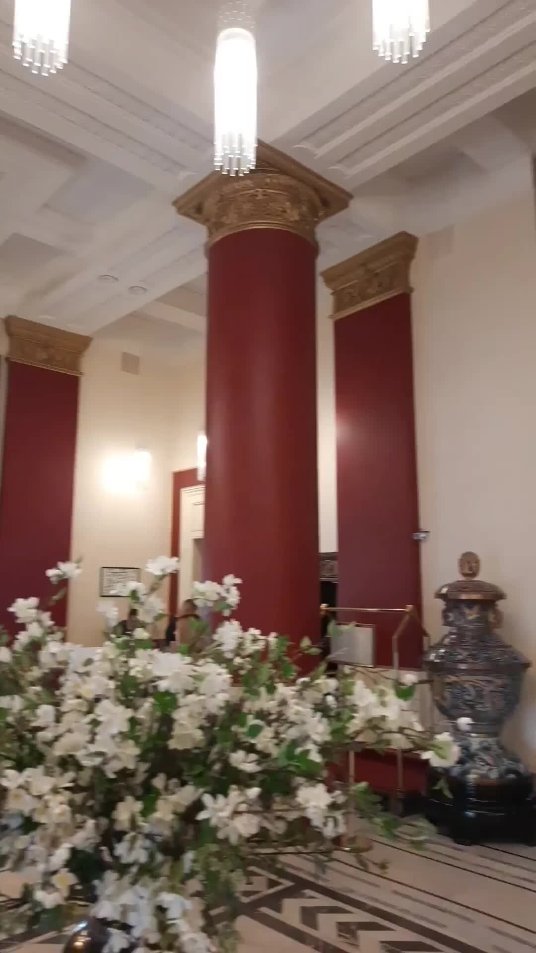 Дизайн с Алексом Маком | Почти сохранившиеся интерьеры холла гостиницы ...