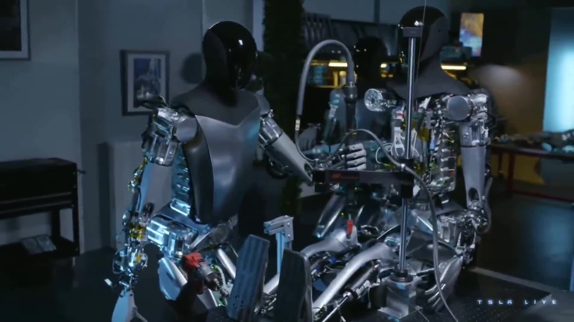 Место информационных технологий. Российский роботизированный морской комплекс. Роботы 2023 года. Toyota t-hr3. Промышленный экзоскелет.