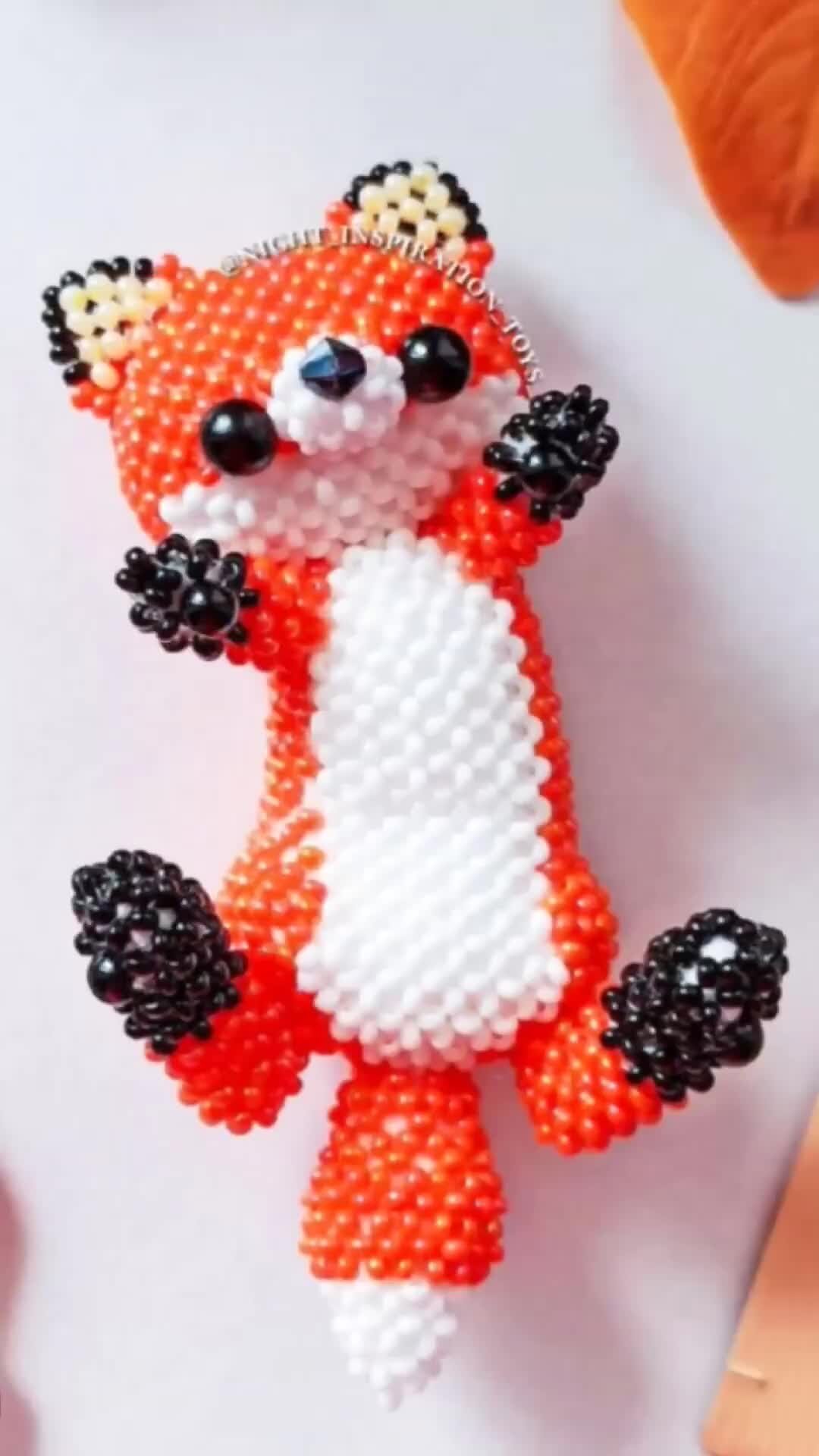 Night Inspiration Toys | игрушки из бисера | Такая милая лежебока 😍🦊  #лисаизбисера #лиса #лисичка #амигуруми #бисер #бисеромания #бисероплетение  | Дзен