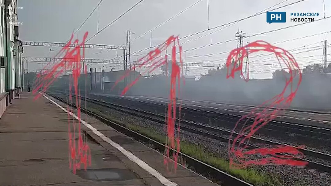 Четыре вагона с серой загорелись на станции Сасово в Рязанской области