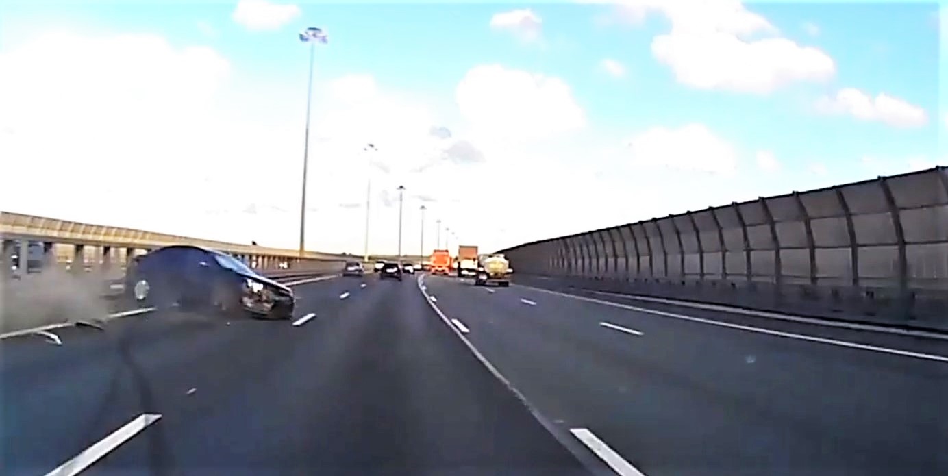 подрезал подрезала на трассе