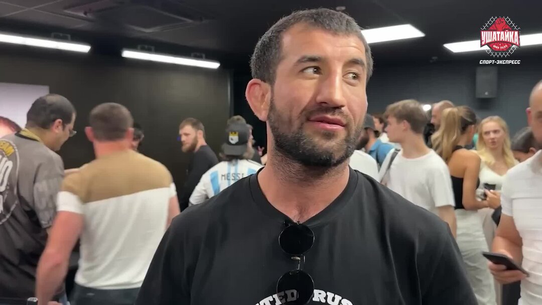 Лахма избил расула мирзаева. Лахма видео мирзаев. Лахма видео мирзаев. Лахма видео мирзаев. Лахма видео мирзаев.