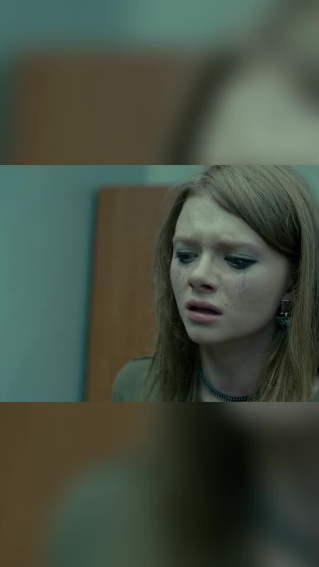 Кино Алекс | Девушка заставила парня ударить его, чтобы подставить ...