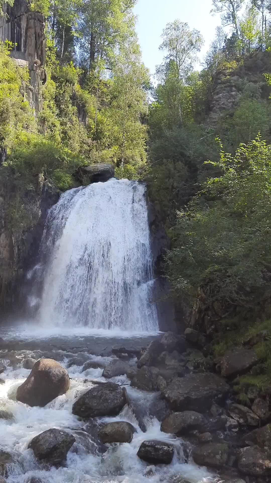 все водопады телецкого озера