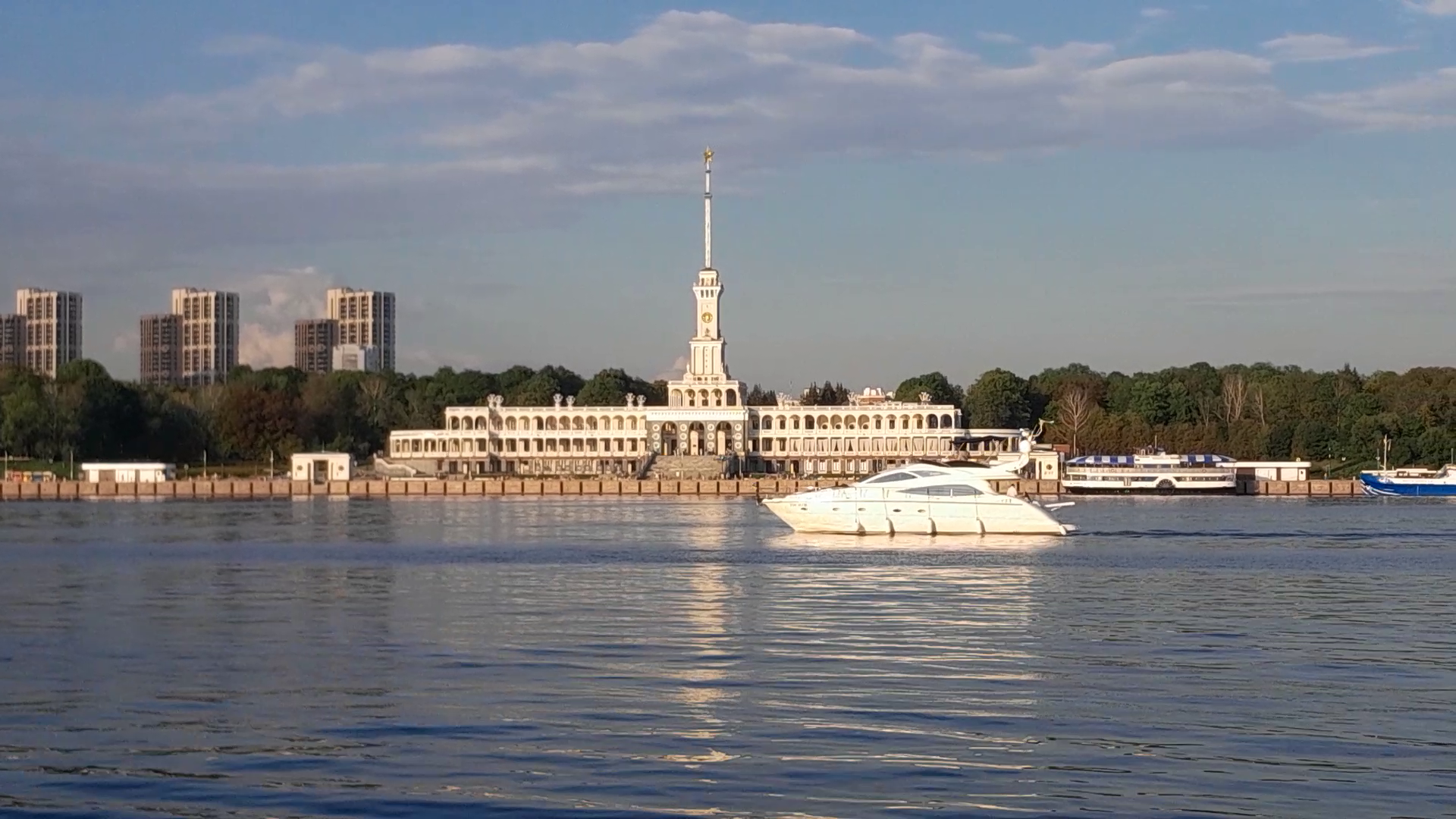 южный речной порт в москве