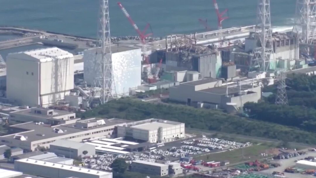 Сброс вод фукусима. Фукусима сброс воды. Сброс воды с Фукусимы в океан. Японцы слили радиоактивную воду с АЭС.
