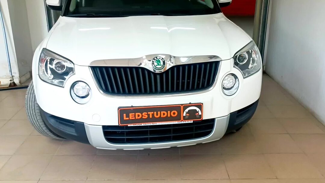 Как снять дхо шкода йети Замена ламп ПТФ и дальнего света Skoda Yeti, 1,8 л, 2015 года просто так DRIVE