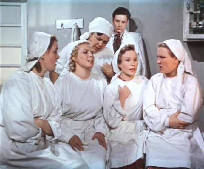 Сядем медика. Сельский врач 1951. Фельдшер на селе. Врач на селе. Сельский врач 1951 постер.