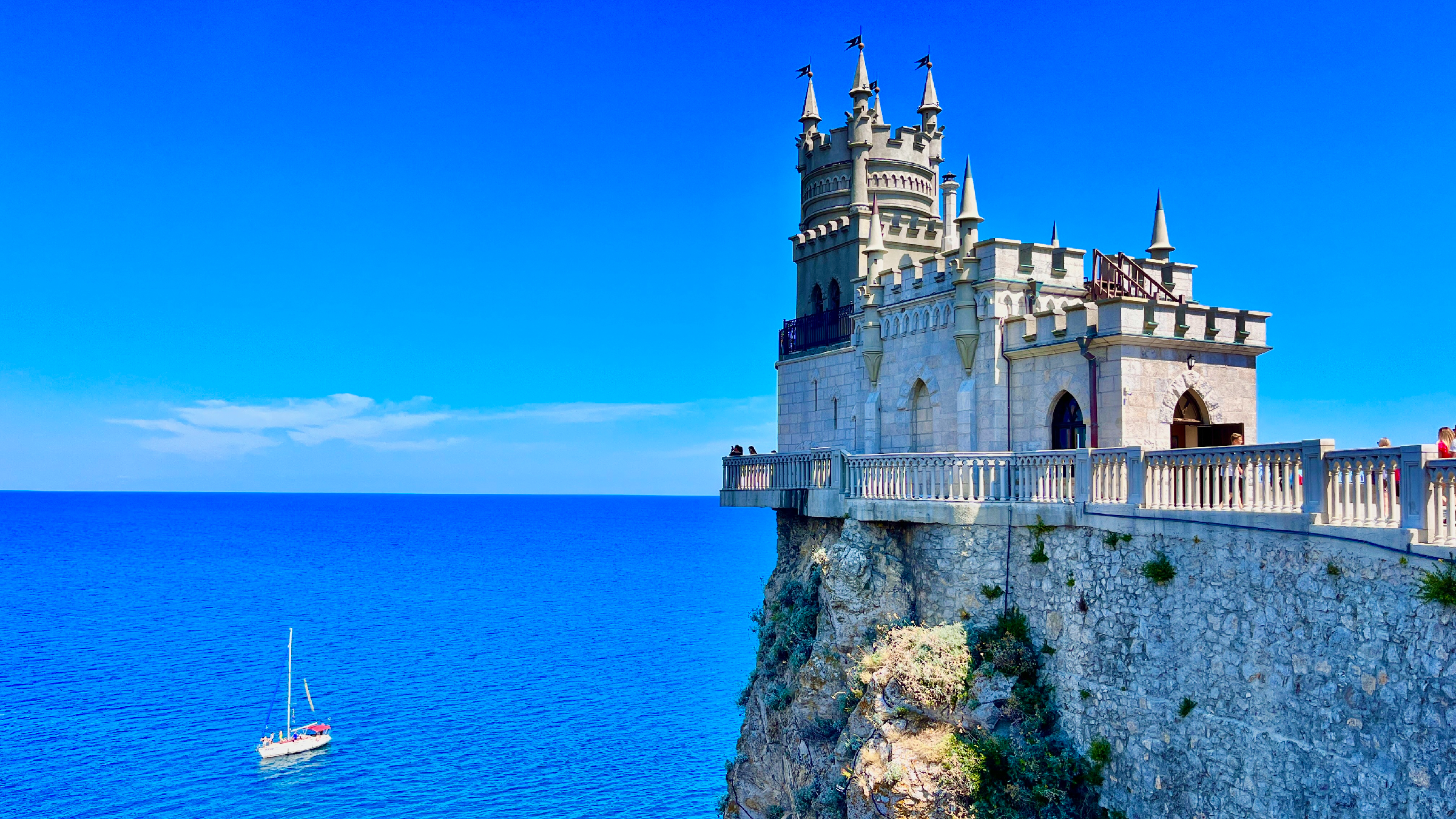 Замок Ласточкино гнездо в Крыму