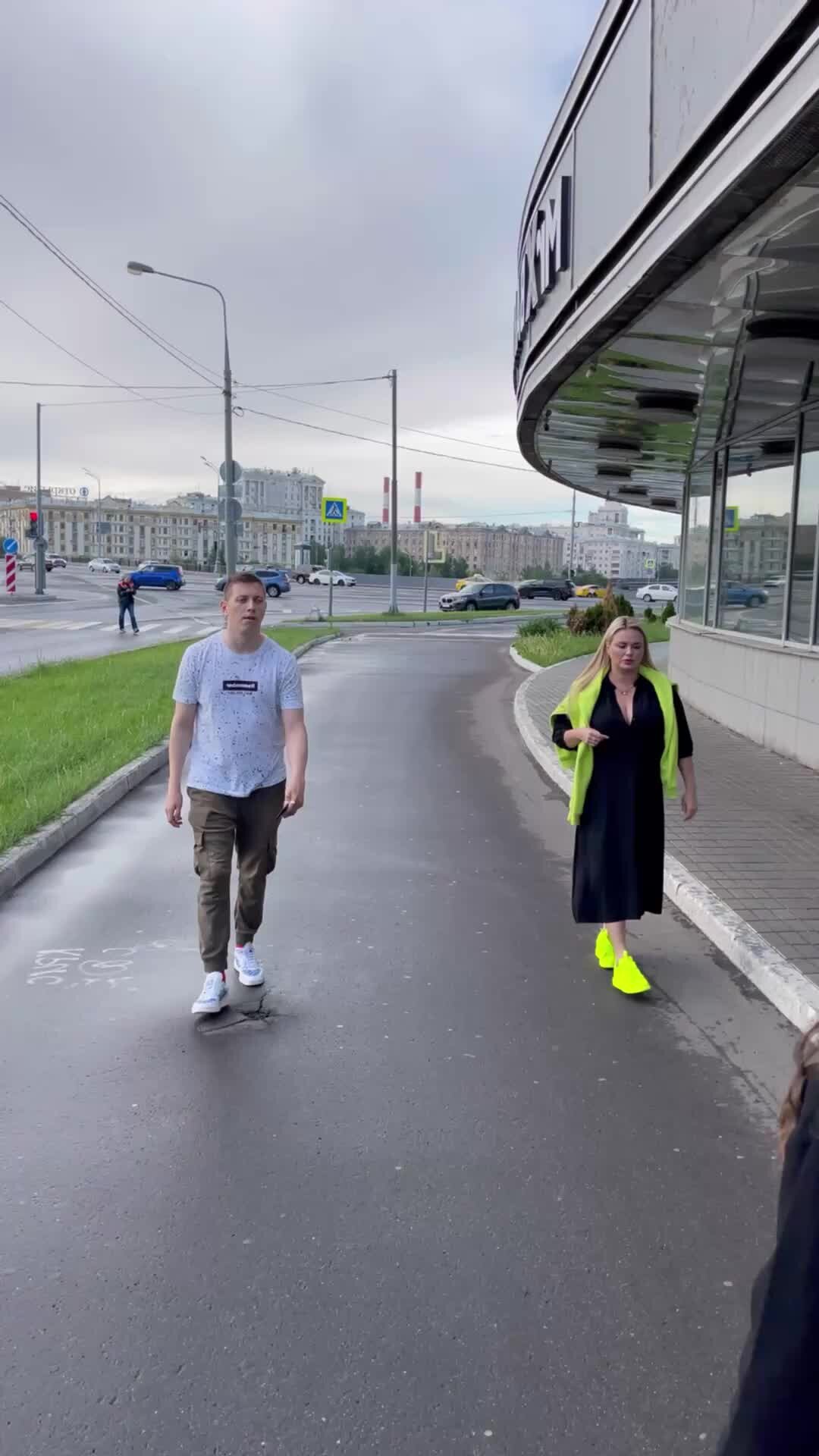 Артур Страхов | Анна Семенович Наехала на Парня😱#тренды2022 # ...