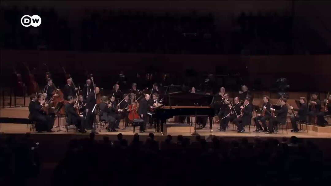 Пааво СУСИТАЙВАЛ. Моцарт концерт 21 для фортепиано с оркестром