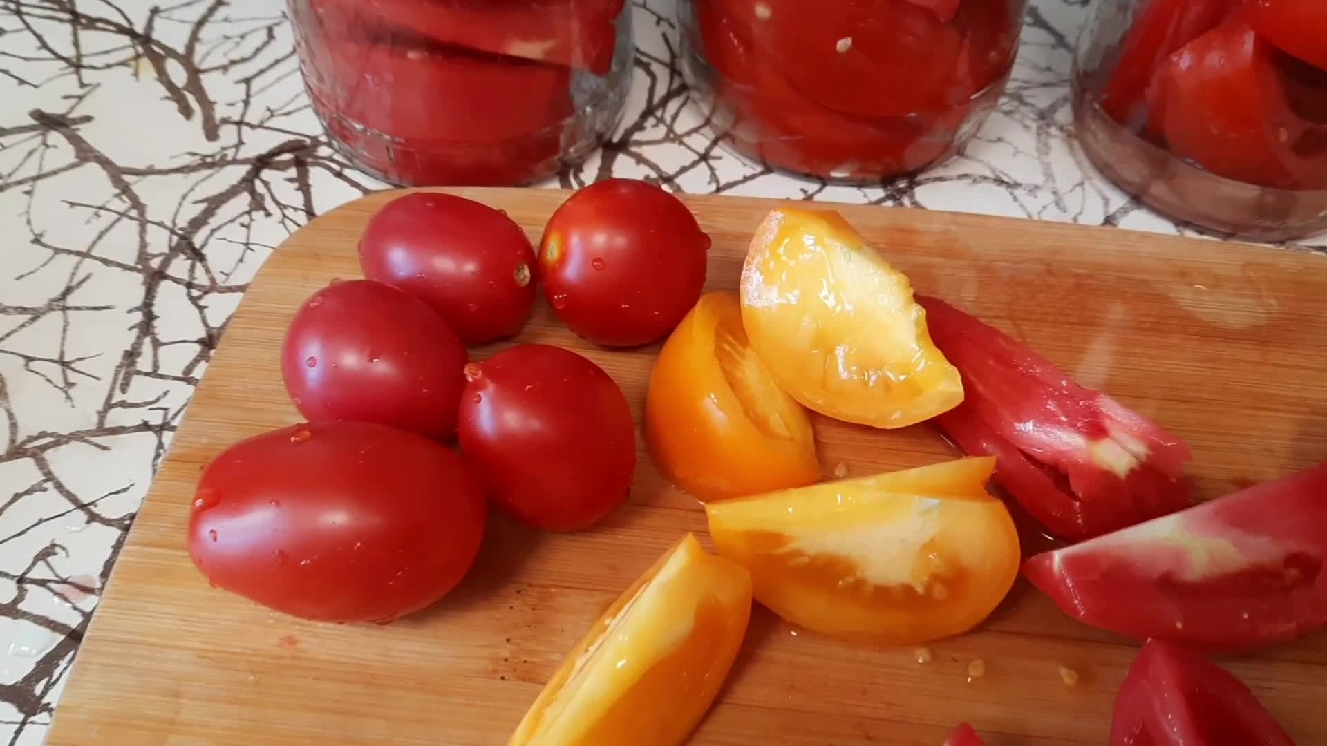 Помидоры дольками на зиму самый вкусный