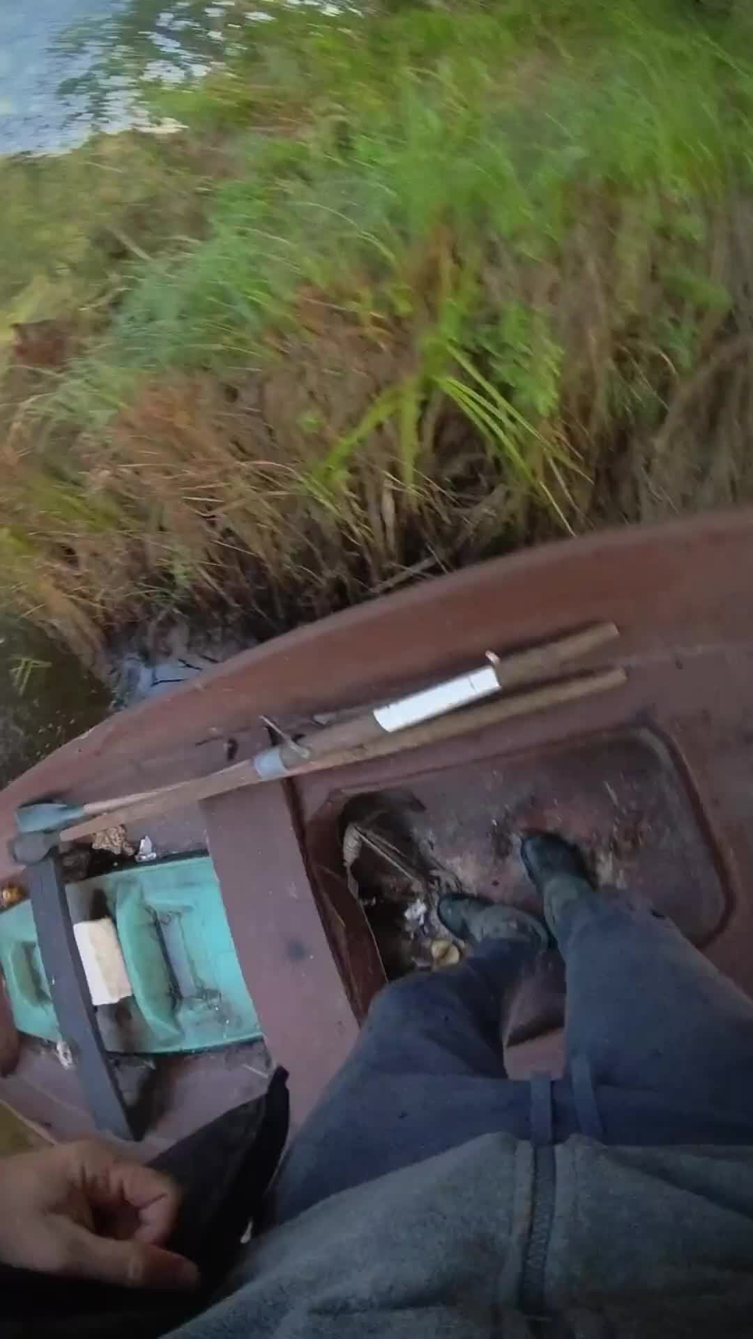 Деревня DIY | Как откачать воду из лодки ?) | Дзен