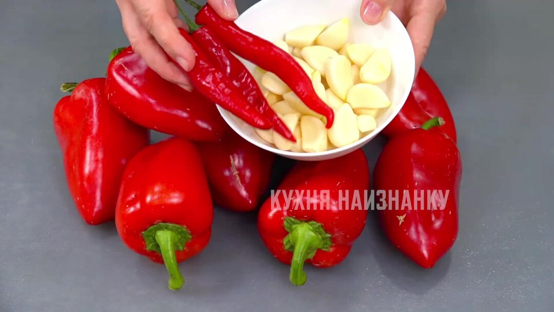 Живая аджика, готовлю без варки за 15 минут: так вкусно, что баночка ...