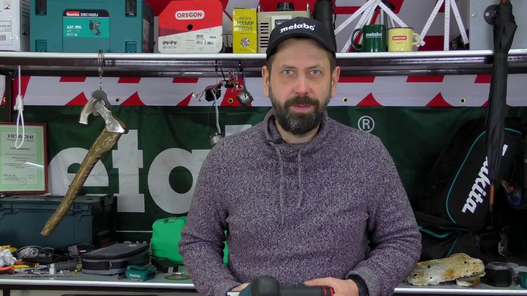 Рассказываю почему лобзик пилит криво и как это исправить на примере ...