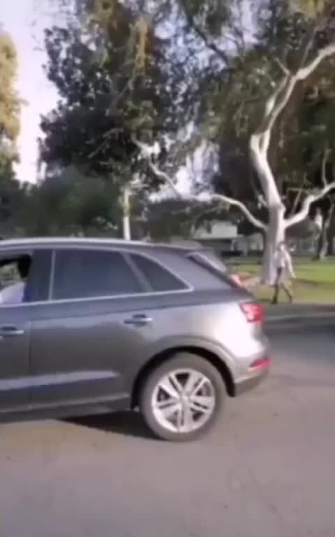 iTCrumbs.ru | Реалистичный 3D рисунок на парковочном месте привлекающий ...