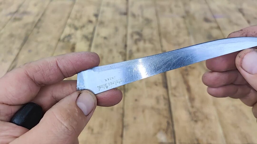 Бывалый мастер рассказал как быстро отремонтировать сломанный нож ...