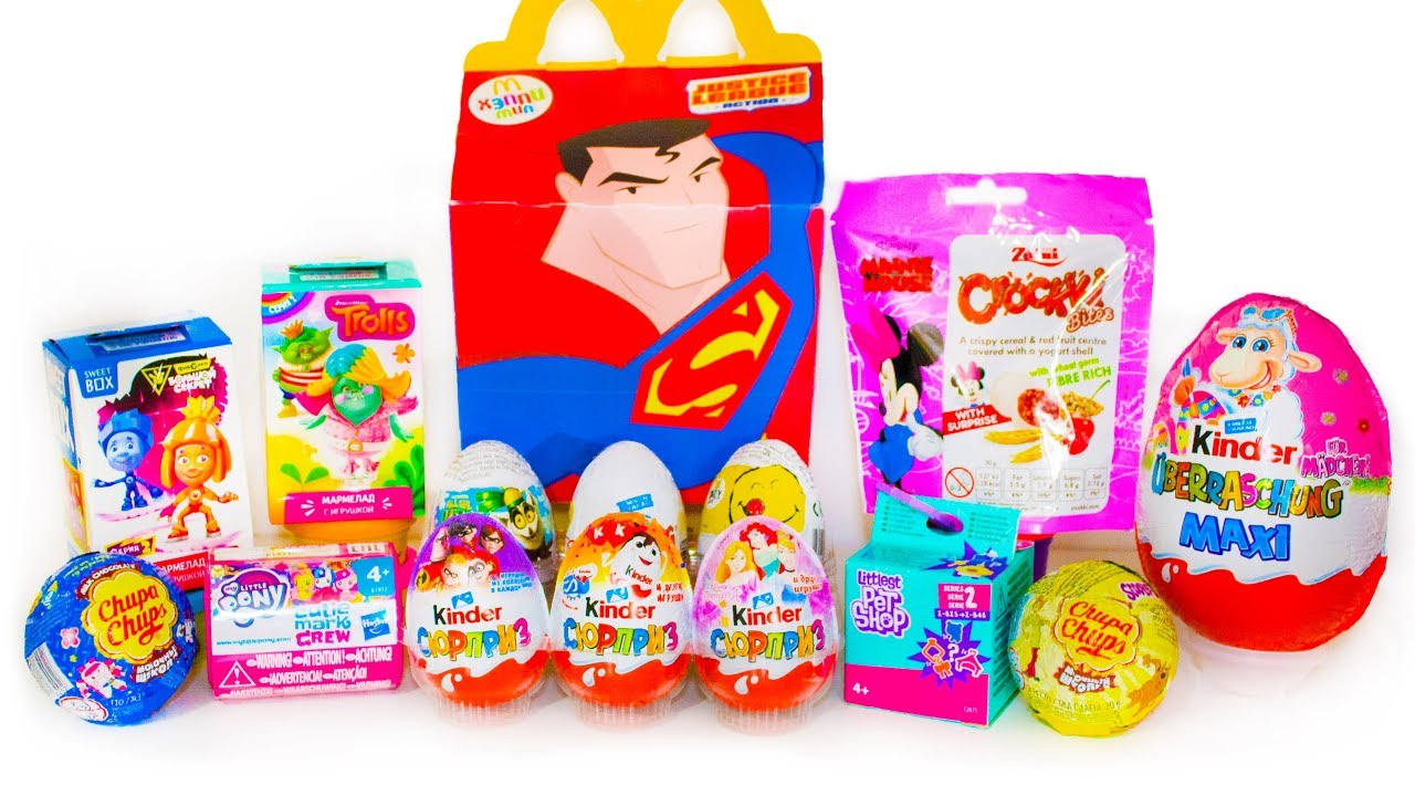 сломанный киндер. 15 сюрпризов. чупа чупс шоколадный шар зайки пиглет. киндер джой фанко коллекция игрушки. Kinder сюрприз фиксики смешарики.