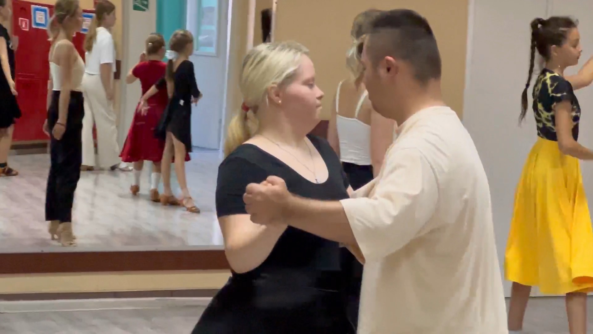 фортуна солнечные танцоры. коллектив фортуна. фортуна солнечные танцоры. коллектив фортуна солнечные дети любовь. коллектив фортуна солнечные танцоры.