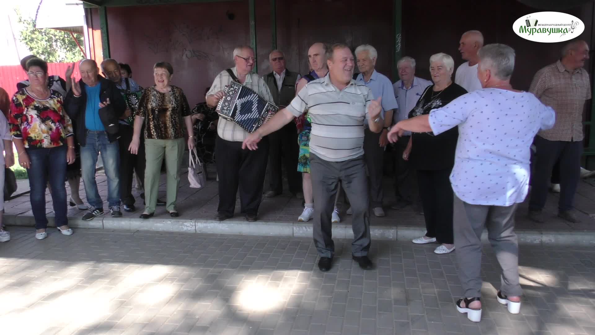 Сквер гармонистов в орле январь 2022. Гулякин валерий. Сквер гармонистов в орле. Гулякин валерий. Сквер гармонистов в орле январь 2022.