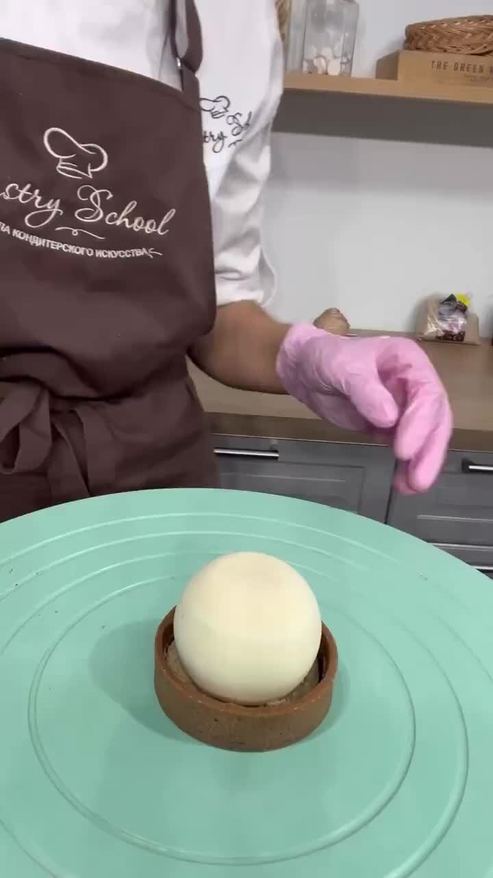 Торт Mont Blanc с Violettes en sucre