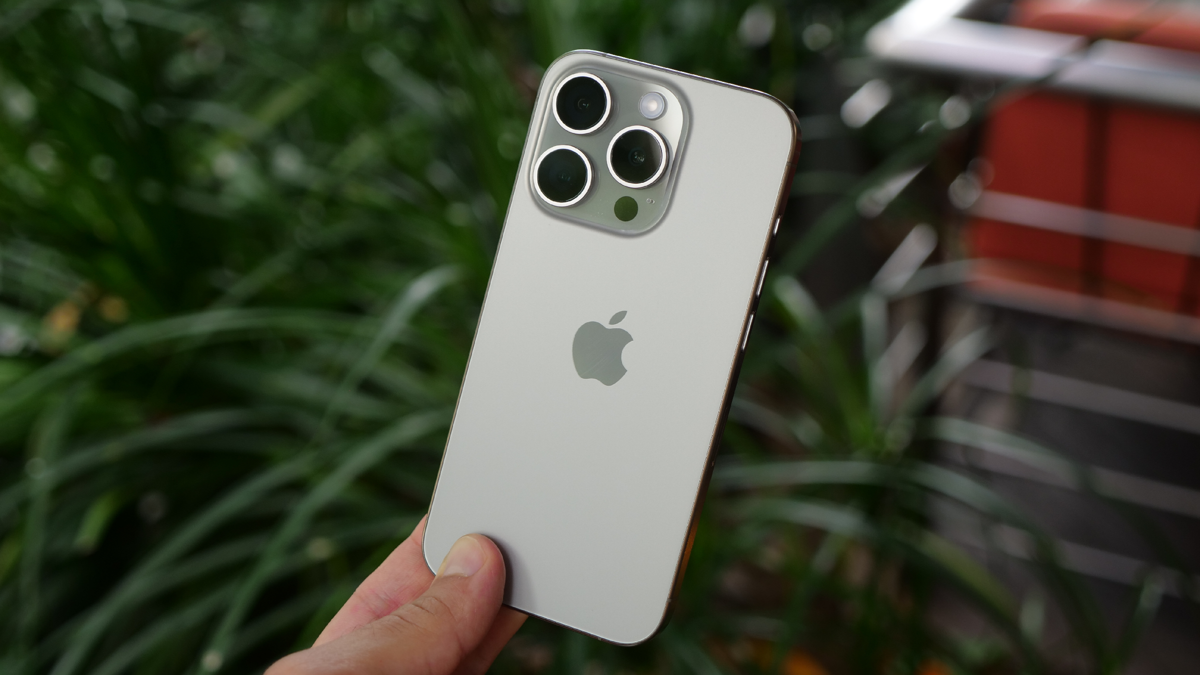 Айфон 15 про титановый. Iphone 15 Pro Max Titan. Айфон 14 титановый. Iphone 15 Pro White Titanium.