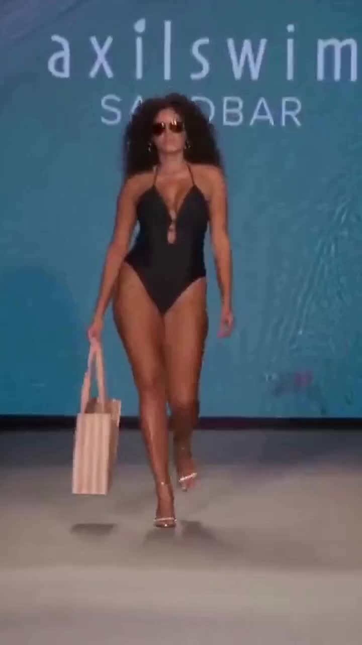 плавание. гта vice city вода. Real swim реутов бассейн. бассейн 3d. плавания в майнкрафт.