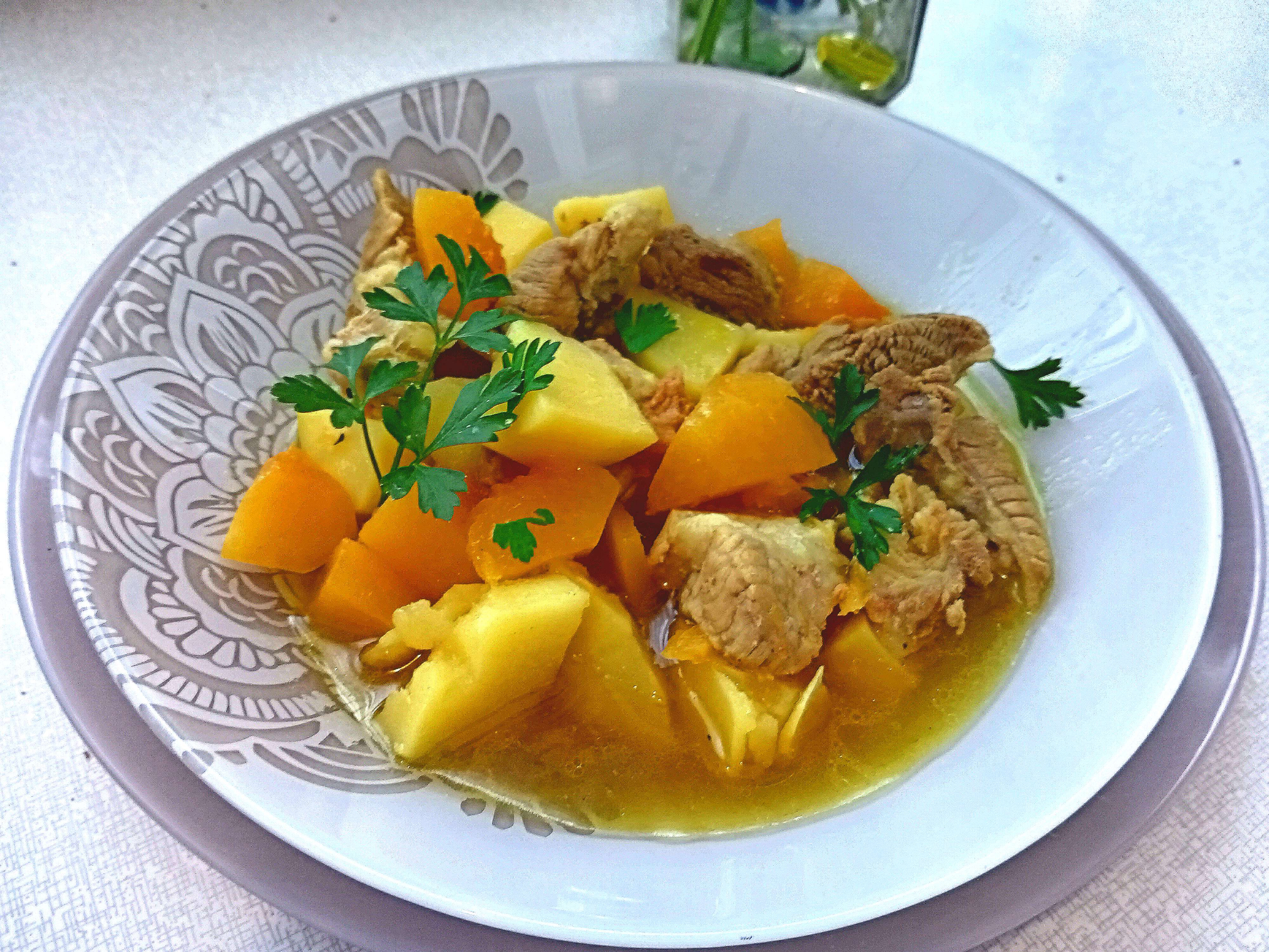 свинина с тыквой. тыква с мясом. жаркое из свинины с тыквой.