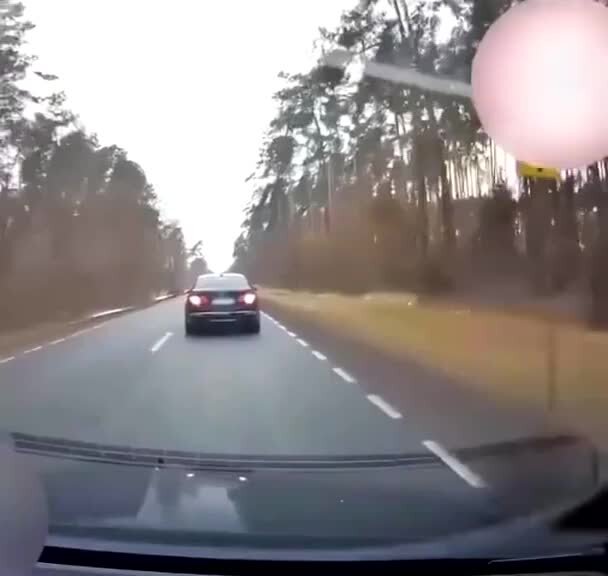 Видеозапись в автомобиль. Видеорегистратор на лобовое стекло. Видеорегистратор cct700. Видеозапись в автомобиль. Видеозапись в автомобиль.