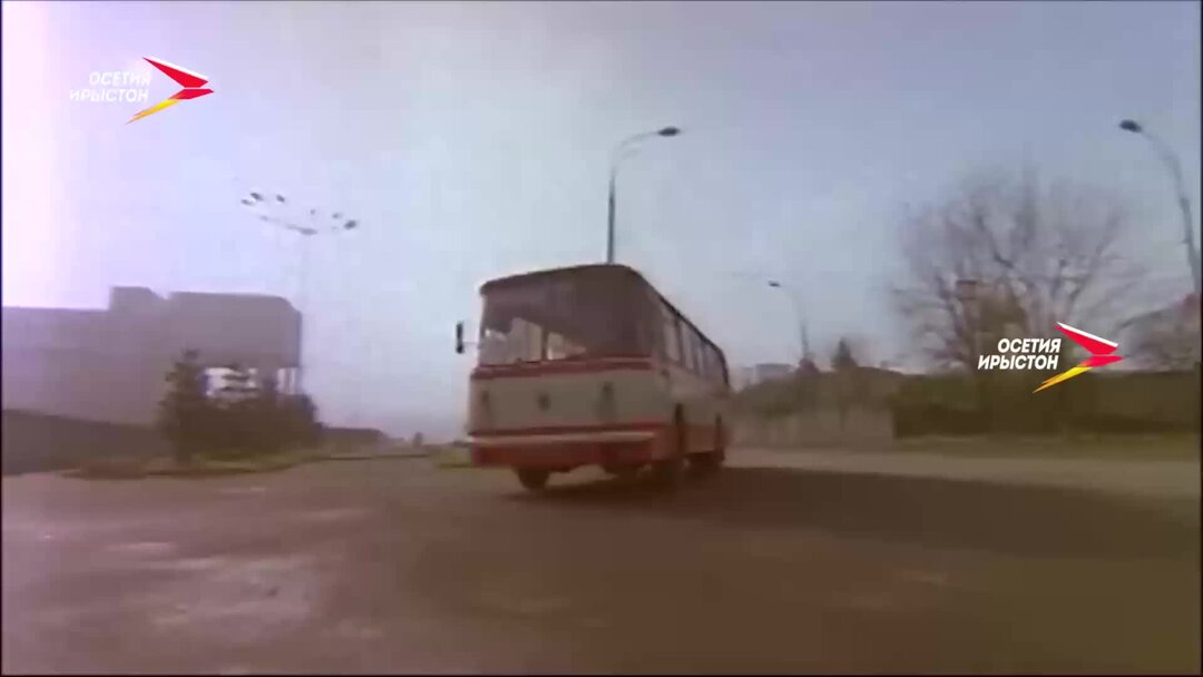 Захвачен автобус с детьми. Захват автобуса с детьми во Владикавказе. Захват автобуса с детьми в Орджоникидзе. Захват автобуса с детьми в Орджоникидзе 1988. Захват автобуса с детьми в Минеральных Водах