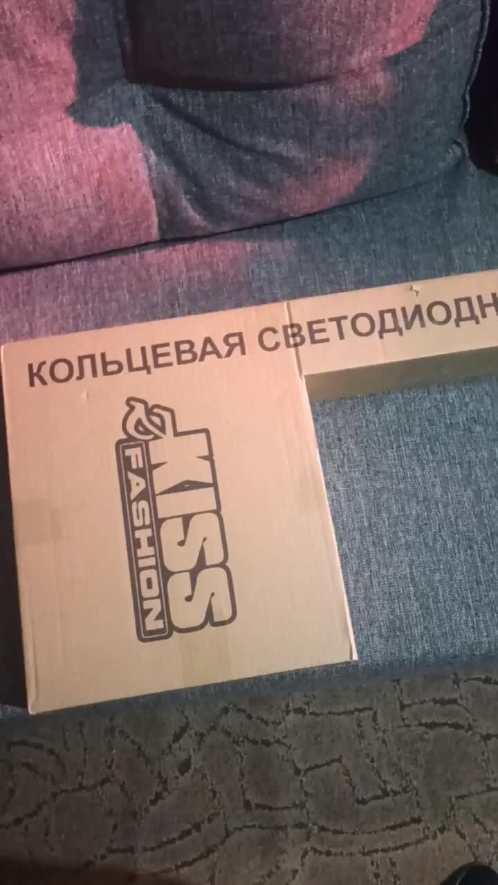 тинькофф селфи. олег тиньков 1994. тинькофф 2022. олег тиньков техношок. олег тиньков лысый.