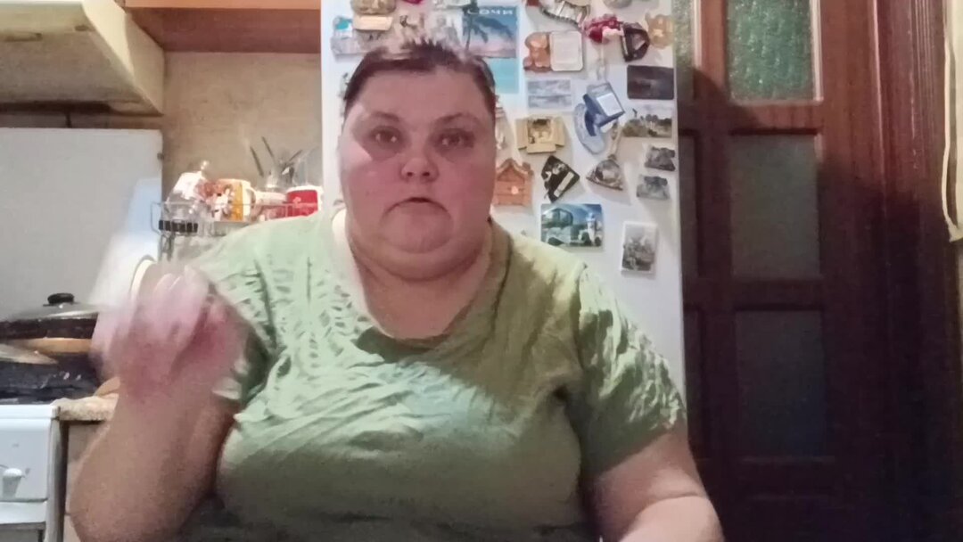 хочу пожирать новое видео. андрюха хочу пожрать. дядя юра хочу пожрать. гашик и серый. хочу пожирать новое видео.