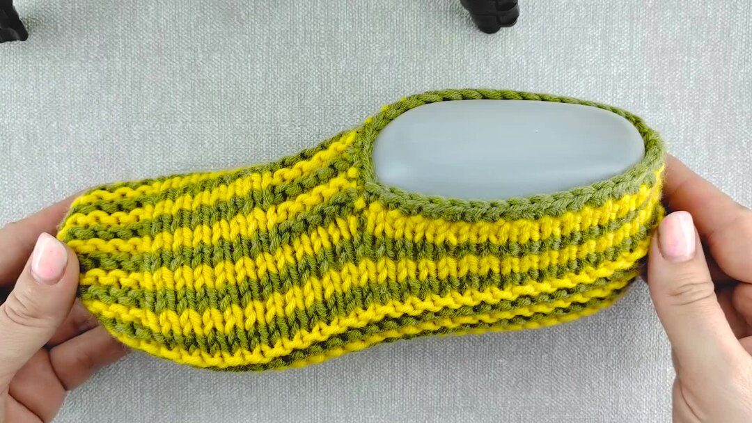 Мк по вязанию следков. Тапочки следки с мариной курцевой. Следки елена пласкунова. Следки елены пласкуновой. Мк по вязанию следков.