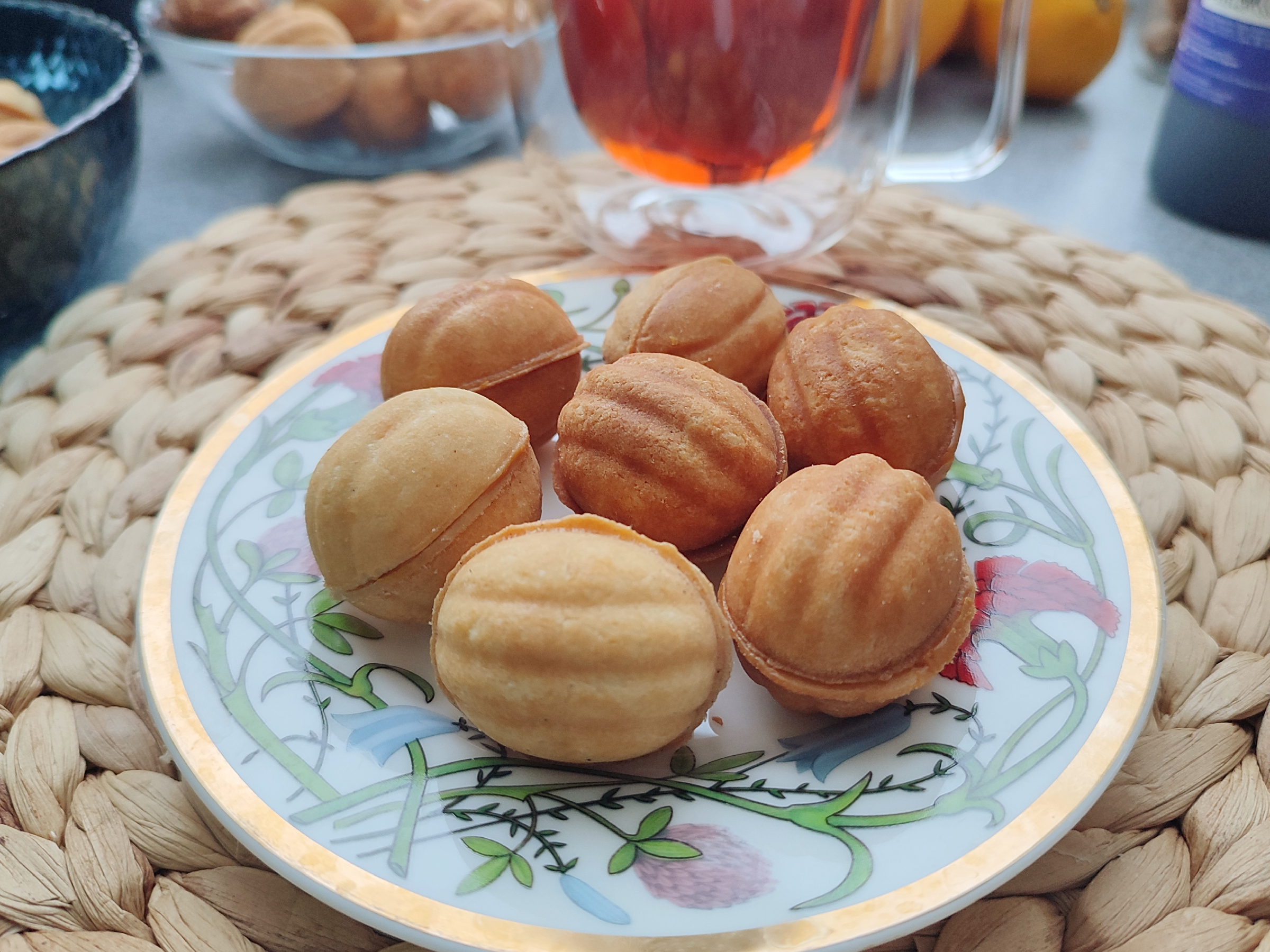 Тесто для орешков в орешнице на газу. Рецепт орешков как в детстве со сгущенкой. Рецепт орешков как в детстве со сгущенкой. Рецепт теста на печенье орешки в форме на газу. Рецепт орешков как в детстве со сгущенкой.