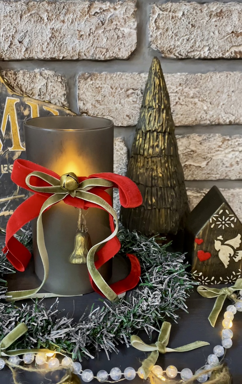 Из какого материала делают елки. Поделка елочка. Елка пышная заснеженная. Идеи поделок на новый год. Искусственная елка с отдельными ветками.