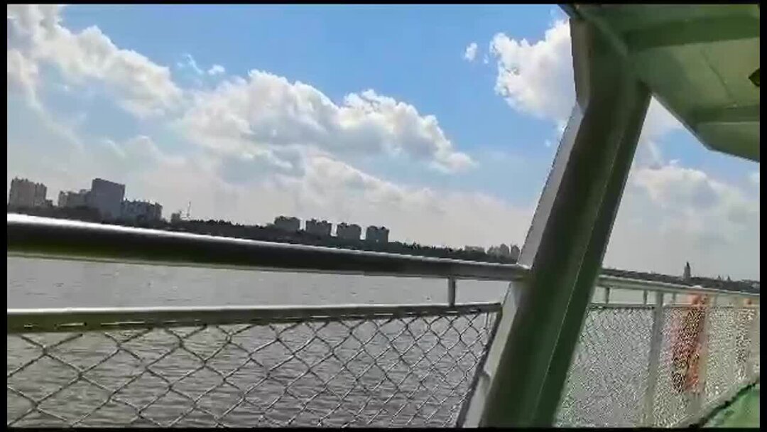 Хэйхэ китай набережная. Хэйхэ через благовещенск. Ночной хэйхэ благовещенск 2020. Хэйхэ через благовещенск. Город хэйхэ и благовещенск.