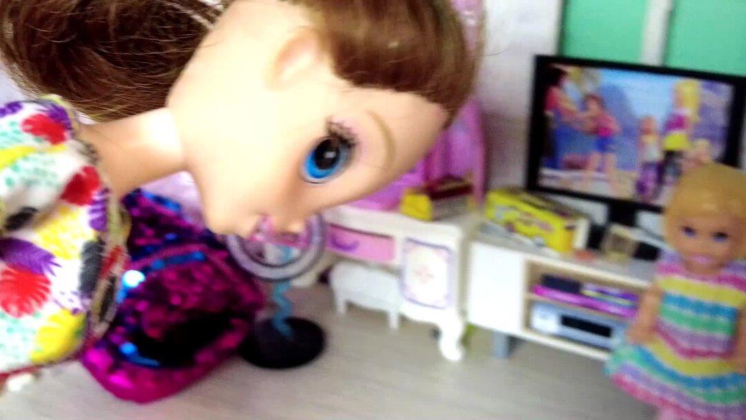 Катя и макс веселая семейка барби. Катя и макс весёлая семейка даринелка тв. Видео даринелка тв. Катя и макс веселая семейка куклы. Катя и макс веселая семейка.