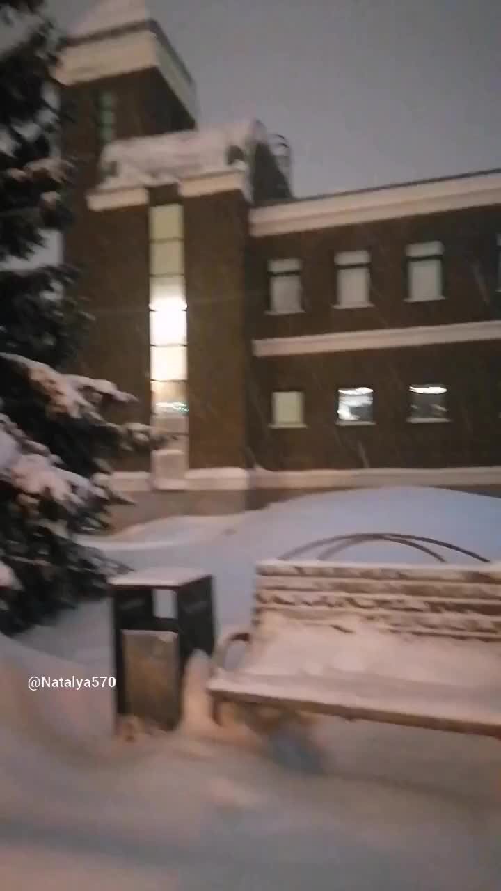 фильм 1 игроку приготовиться. геймер фортнайт. современная игровая индустрия. живет видеоигре. книжка в грязи.