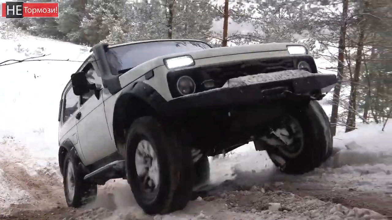 Offroad tuning patriot уаз. Toyota tundra off road tuning. митсубиси паджеро 2 off road. броневик dongfeng warrior. Toyota land cruiser 200 offroad.