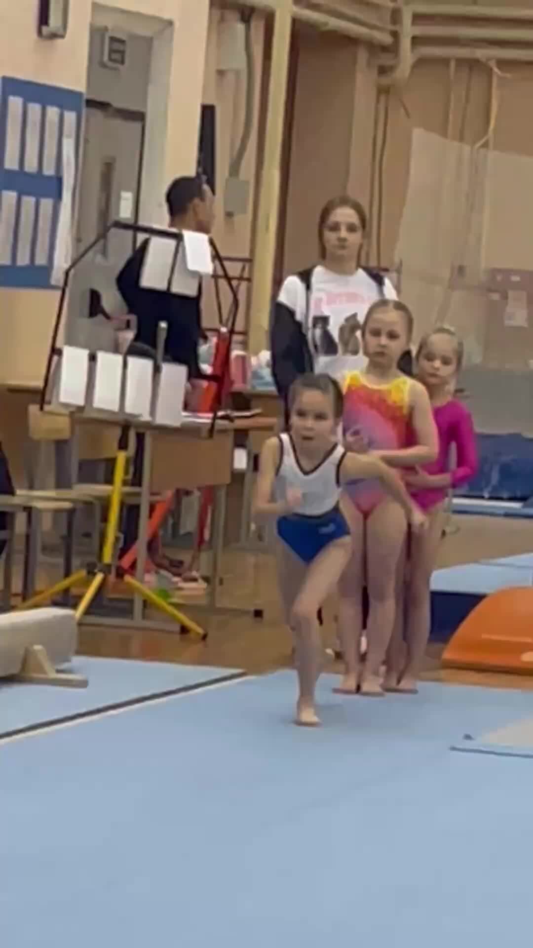 Спортивная гимнастика под музыку