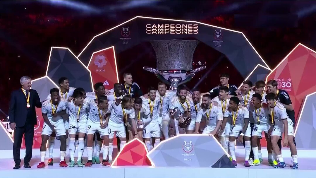 реал мадрид барселона 2022. суперкубок испании результаты. суперкубок испании результаты. реал сосьедад 2021. гави испанский футболист.