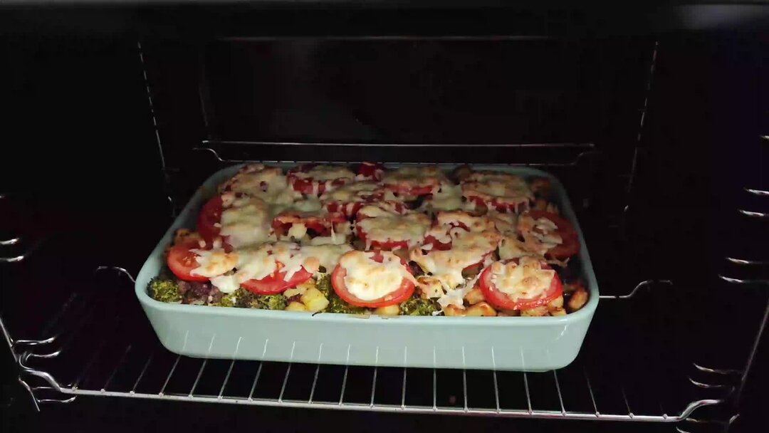 Мама испекла вкусный пирог подчеркнуть грамматическую основу. Мама испекла вкусный пирог подчеркнуть грамматическую основу