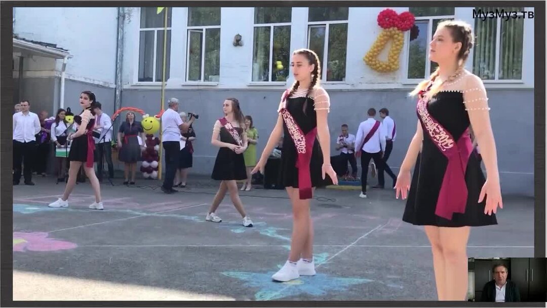 Идрицкая сош последний звонок 2017. Новопоселковая 5 а частная школа. Самый лучший танец на выпускной. Последний звонок. Девятиклассный выпускной.