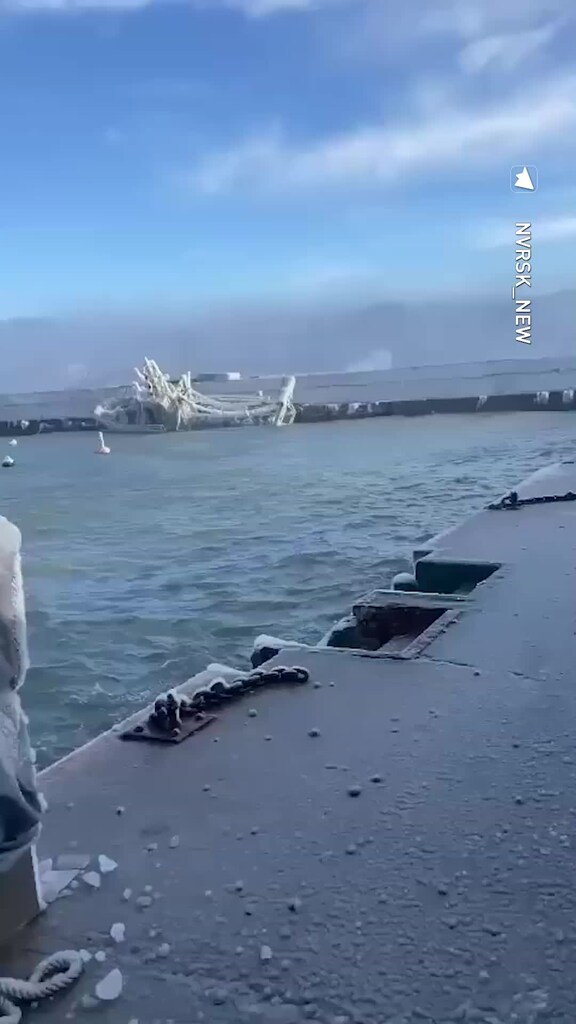 Авария танкеров в черном море фото РЕН ТВ Исследовательское судно обледенело и затонуло в Геленджике Дзен