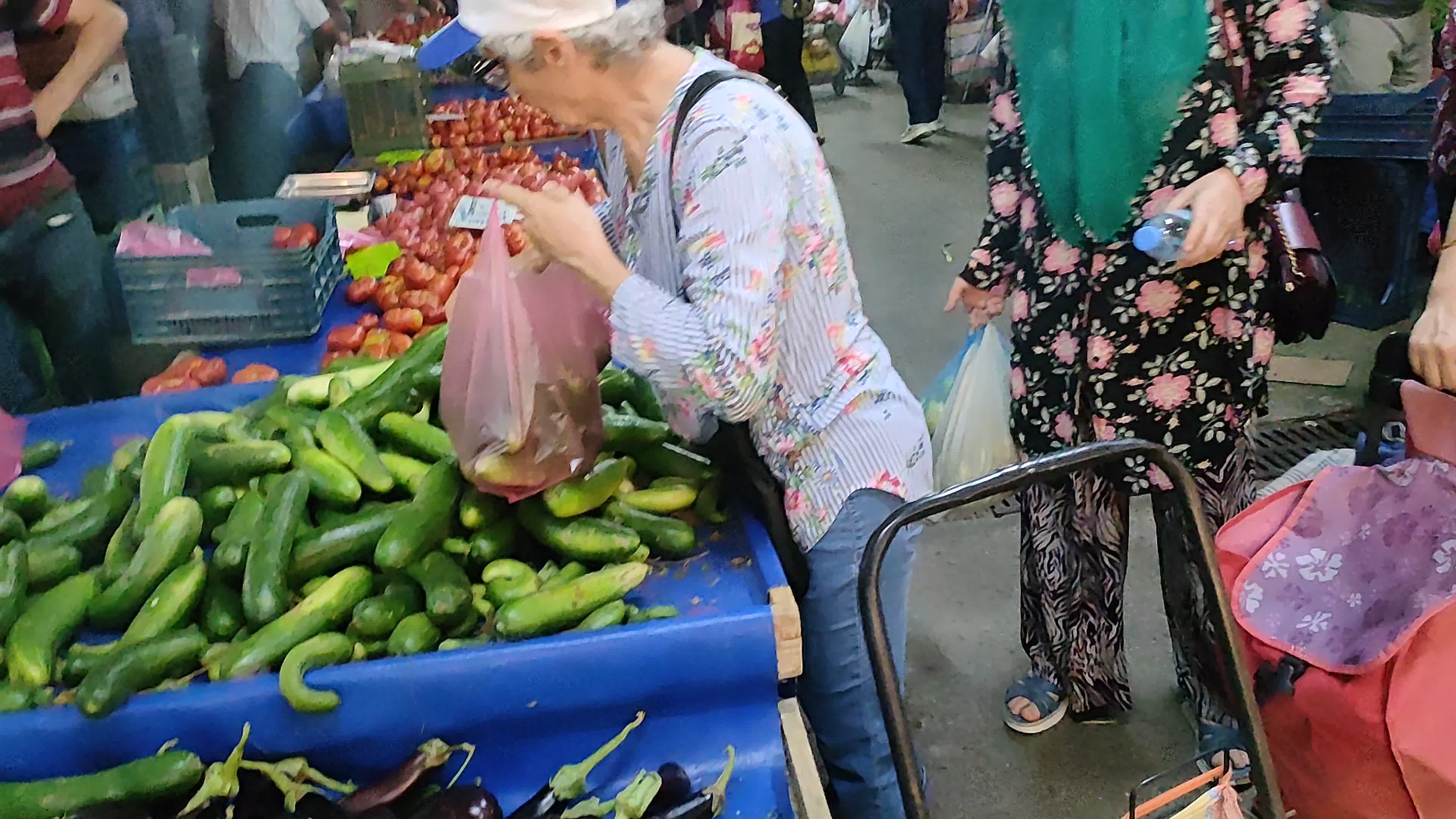 Сарпи граница с Турцией рынок