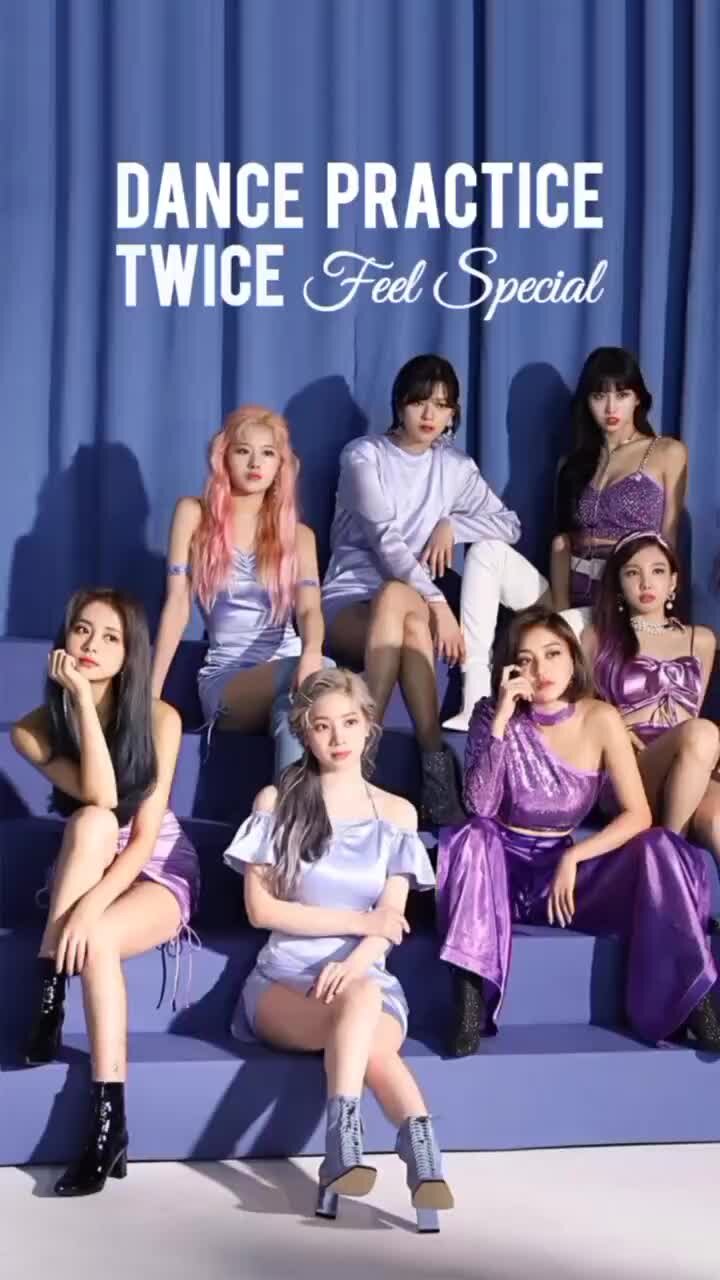 песня шальная пора текст. песня жить текст песни. песня на английском текст. песня мне кажется порою что солдаты с кровавых не пришедшие полей. текст песни.