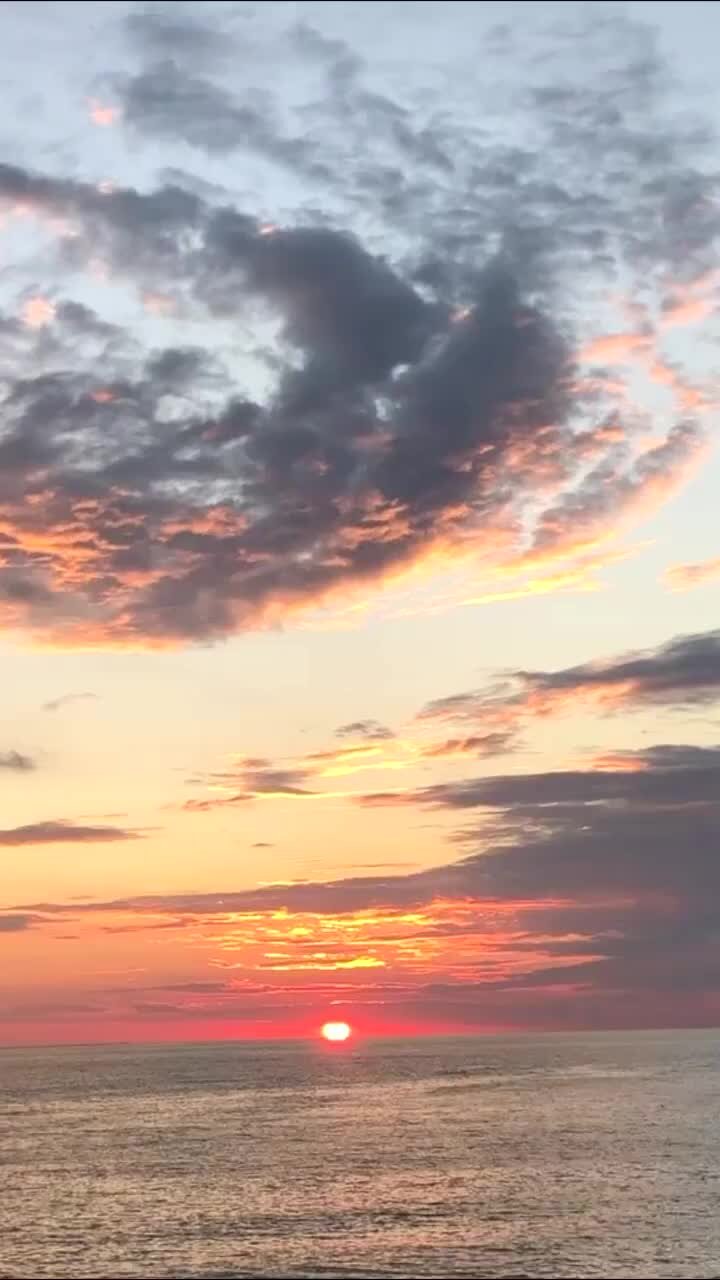 И увижу я море мне будет. Море та. И увижу я море мне будет. Никогда я не был на босфоре есенин. Стихи о море короткие и красивые.